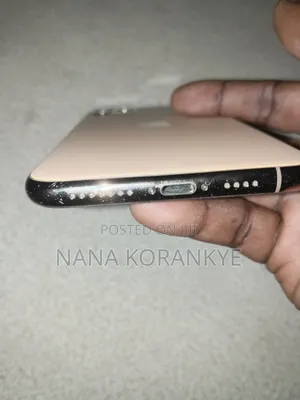 Apple iPhone 11 Pro Max 64 GB Gold