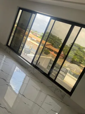 3bdrm Duplex in $250,000, Haatso for sale