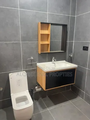 3bdrm Duplex in $250,000, Haatso for sale