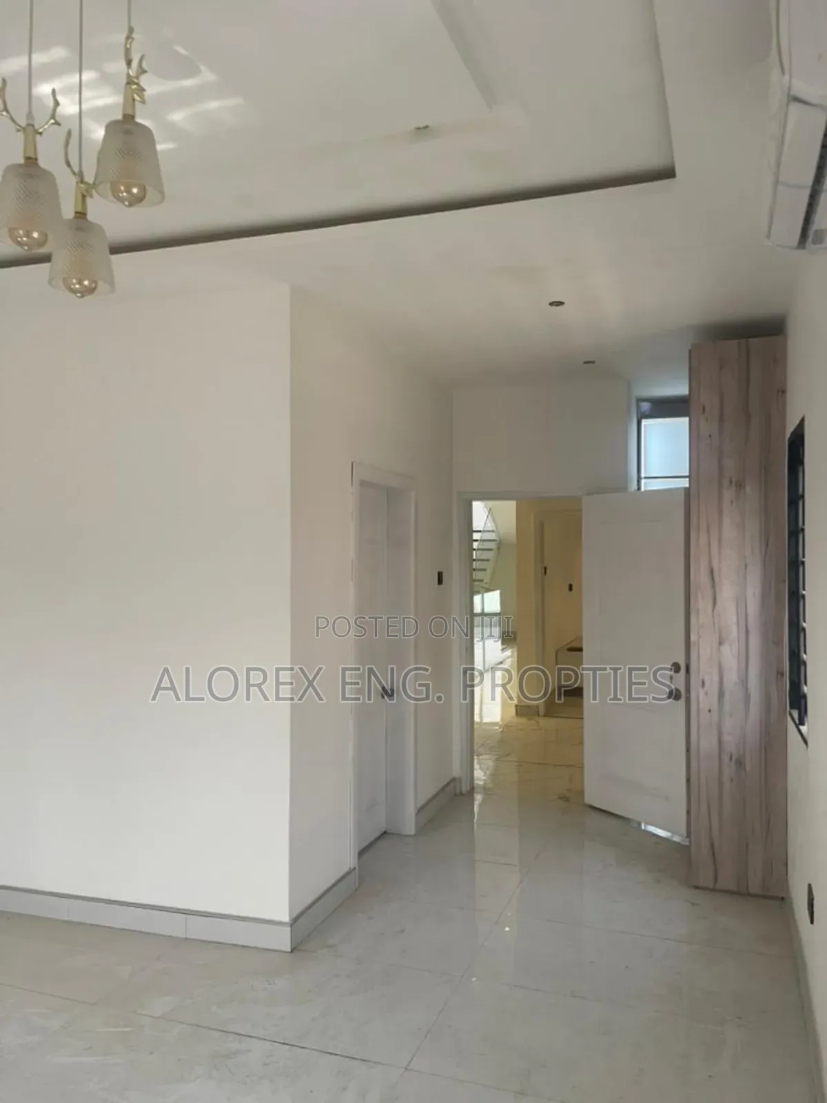 3bdrm Duplex in $250,000, Haatso for sale