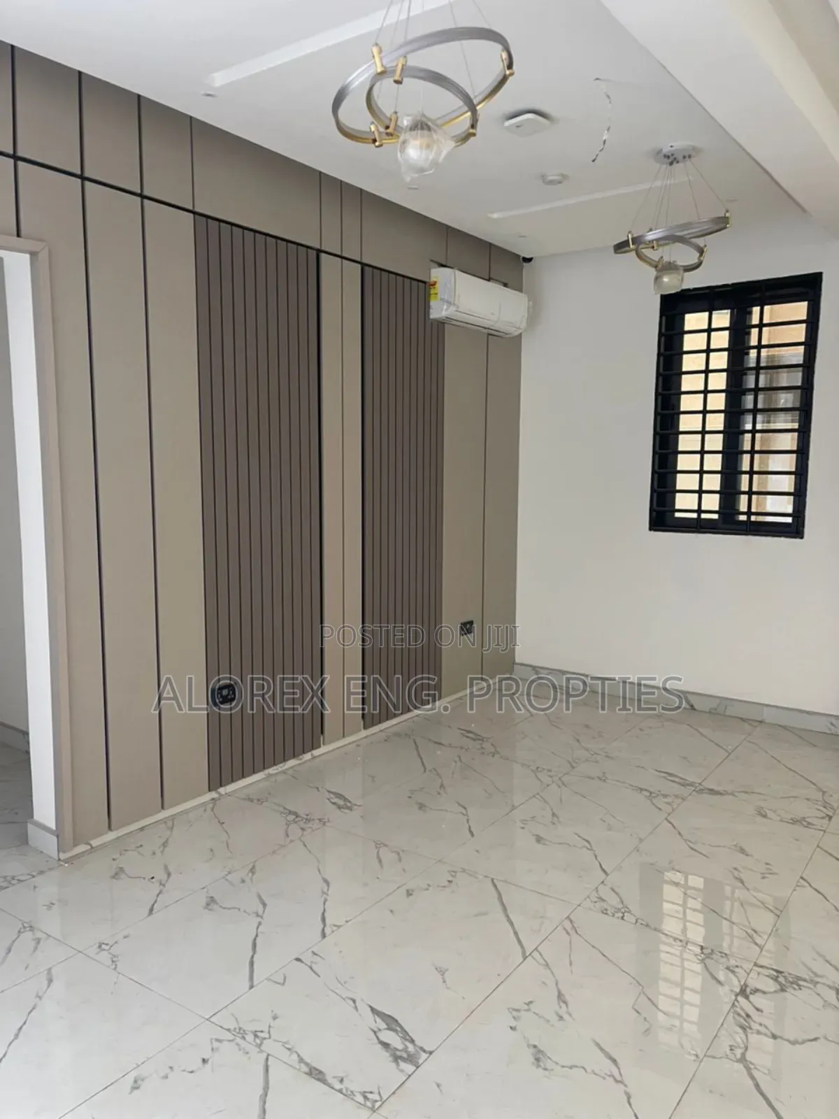 3bdrm Duplex in $250,000, Haatso for sale