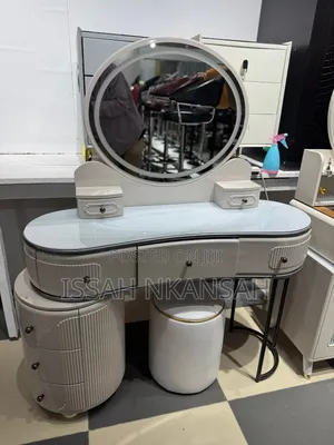 Executive Morden Dressing Mirror
