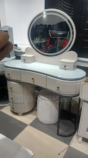 Executive Morden Dressing Mirror