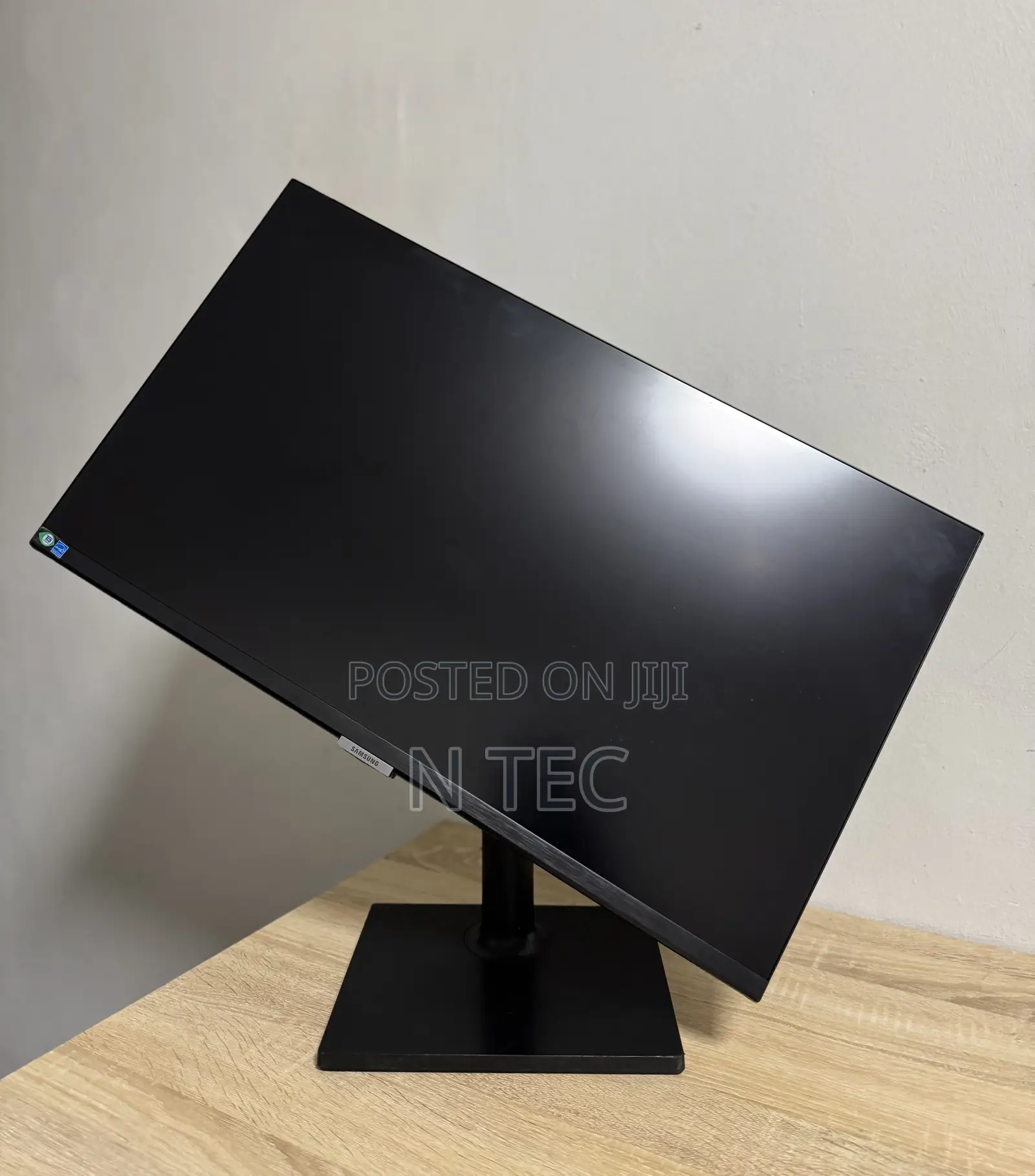 Samsung 27 Inch Ips Panel 3840 X 2160 Uhd With Usb C