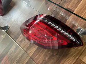 Mercedes Benz C300 Taillight Available