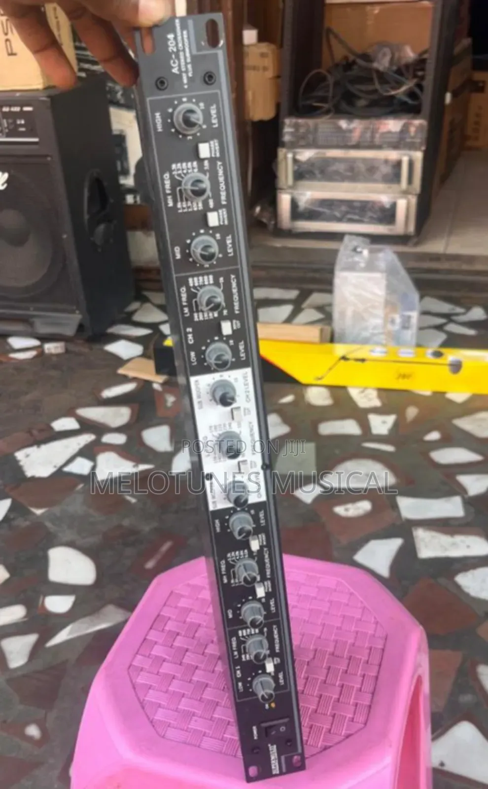 Supermulti Ac-204 Stereo 4-Way Professional Audio Crossover.