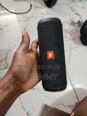 Original JBL Flip 4 With Weak Battery