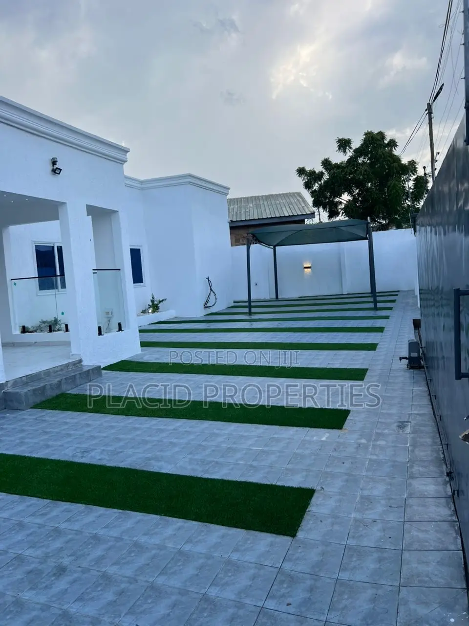 3bdrm House in Amasaman,Accra for sale