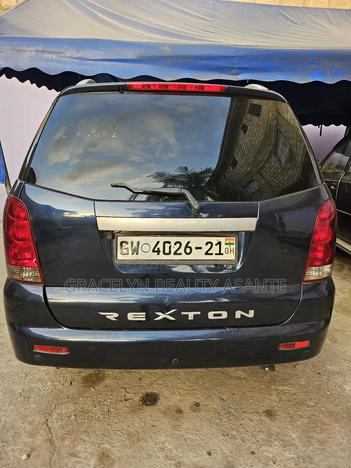 SsangYong Rexton 2010 Blue