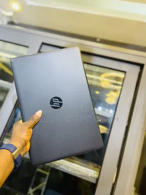 Laptop HP 15 4GB Intel Core I3 HDD 1T