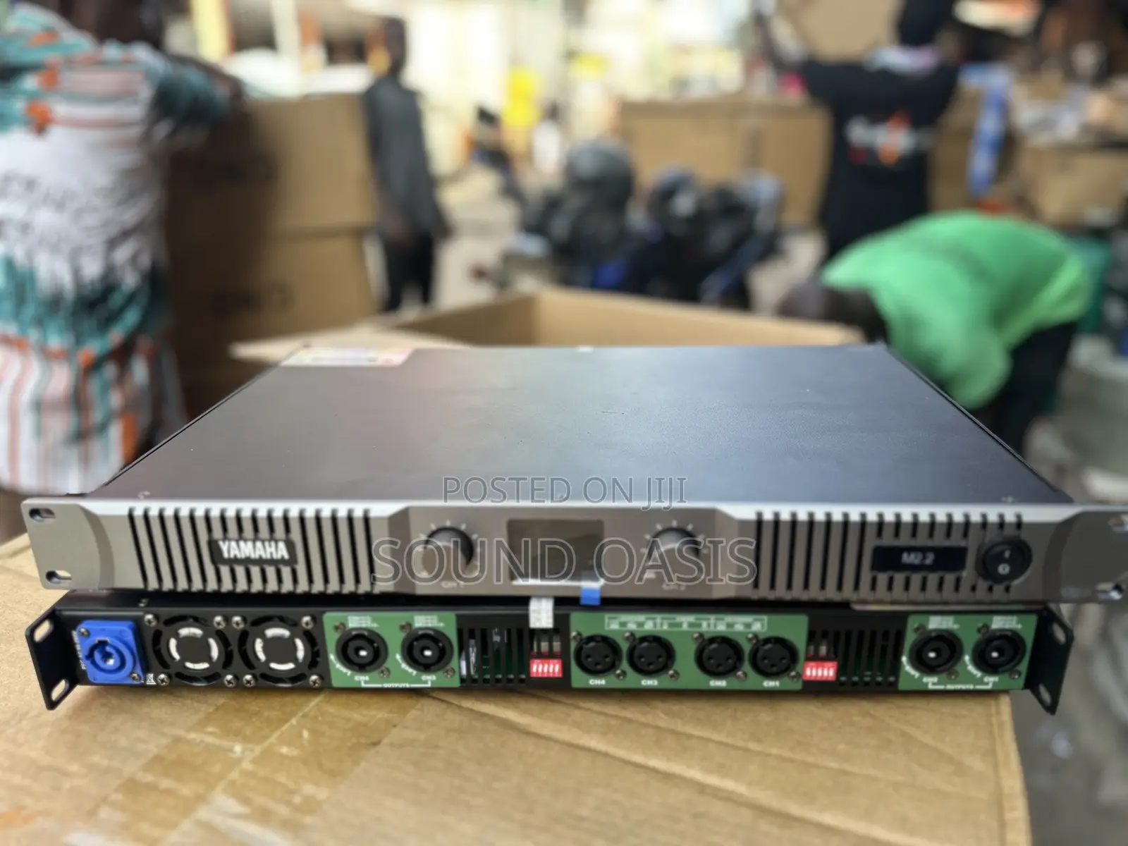 Yamaha M-2 Stereo Power Amplifier