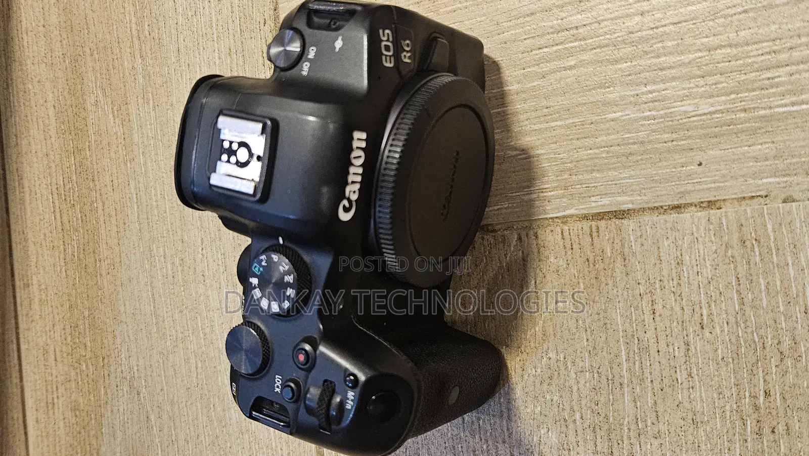 Canon R6 Camera Body With Battery and Charger