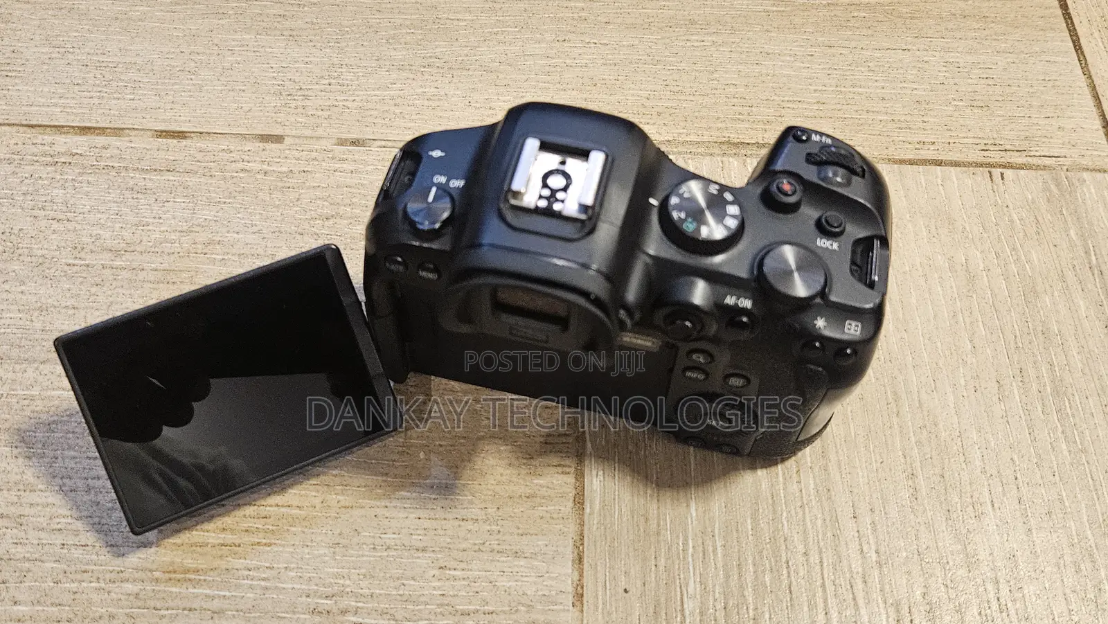 Canon R6 Camera Body With Battery and Charger