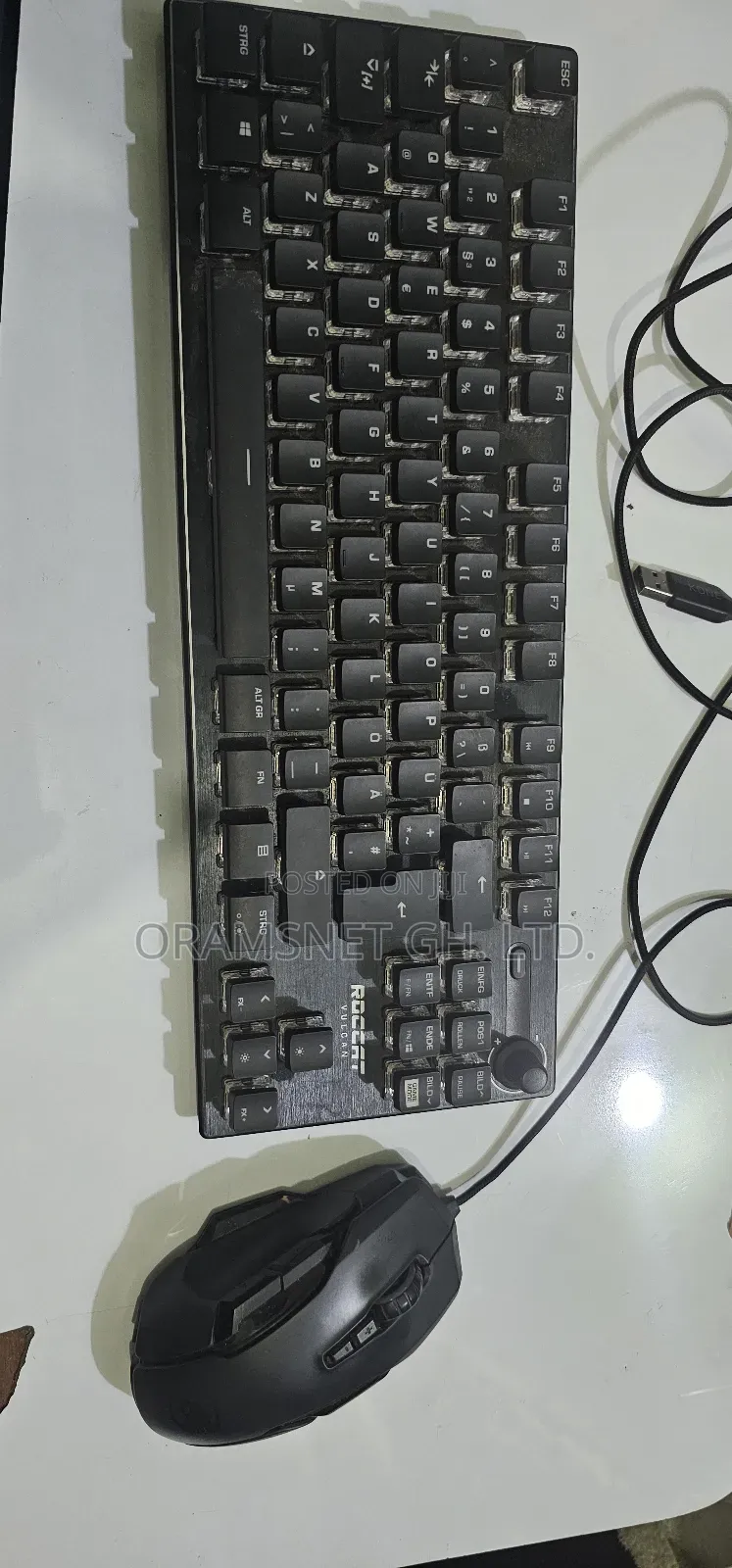 Razer Huntsman 2 Mini Enkeuless Mechanical Keyboard