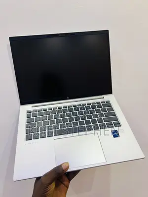Laptop HP EliteBook 840 G9 16GB Intel Core I5 SSD 256GB