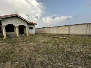 6bdrm House in Ahenema Kokoben, Kumasi Metropolitan for sale
