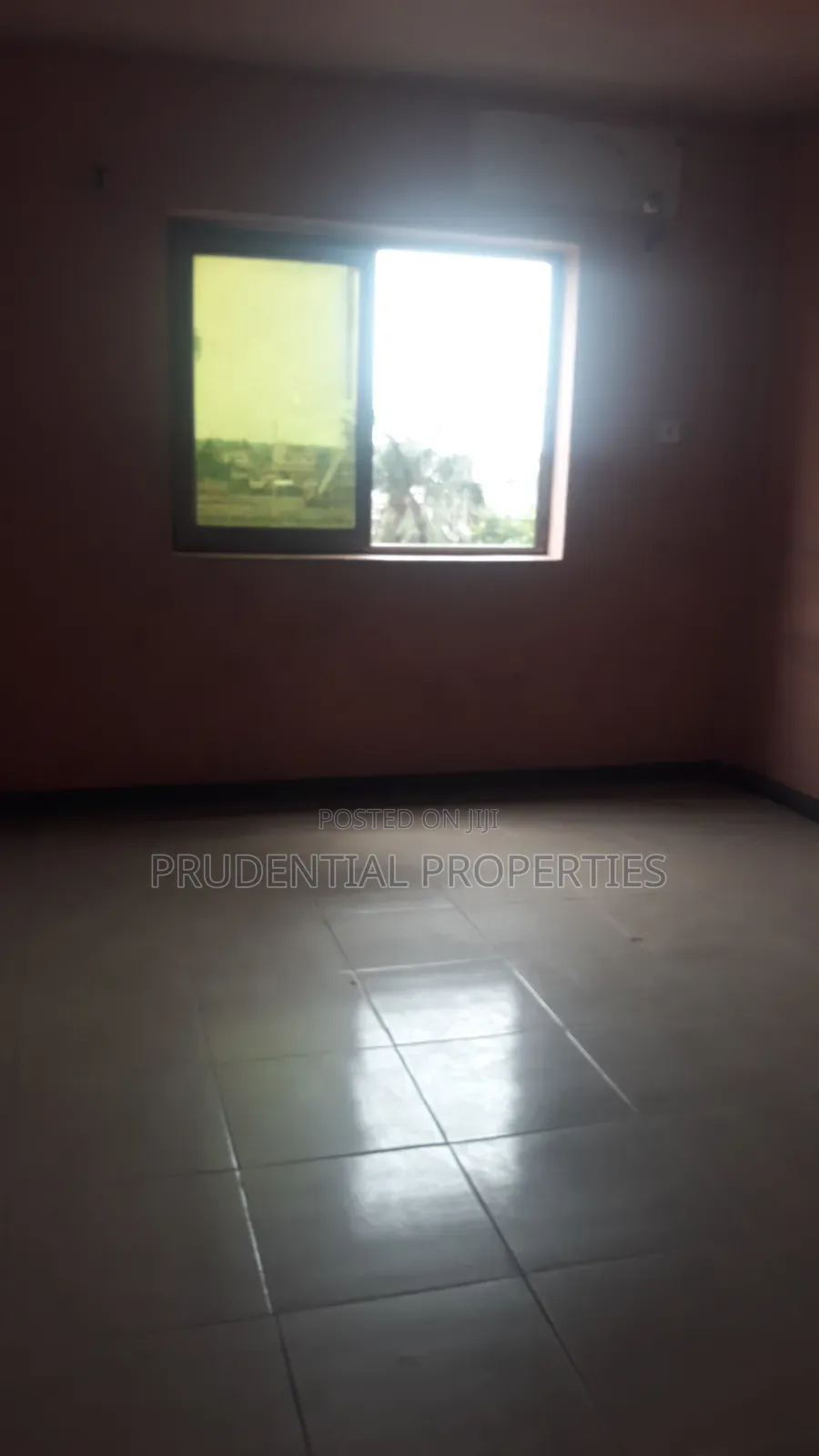 4 Bedrooms Office Space for Rent at Lapaz