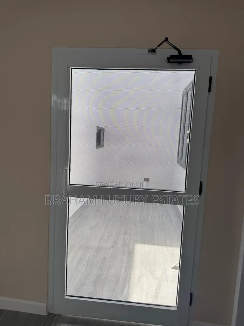 3bdrm Duplex in Braham Luxury, Tseaddo for rent
