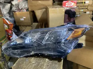 Toyota Camry 2017-2019 Headlight