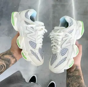 New Balance 9060 Pure