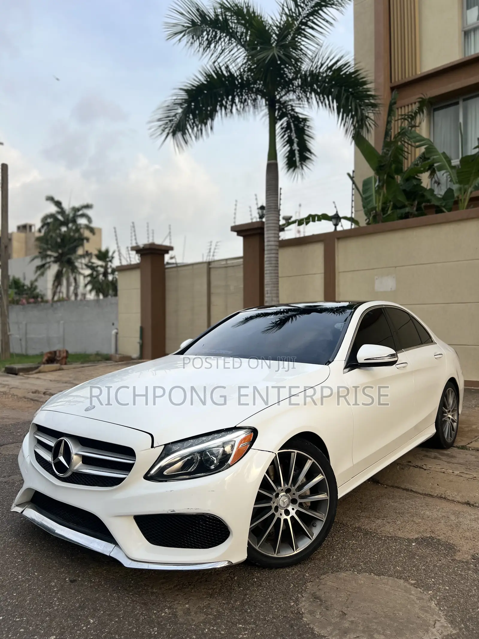 Mercedes-Benz C300 Sport Sedan RWD (2.0L 4cyl 7A) 2017 White