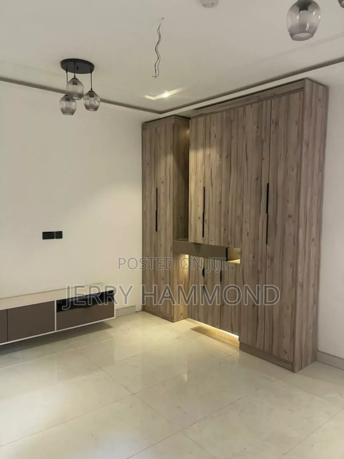 Furnished 3bdrm House in East Airport Chain, Tseaddo for rent