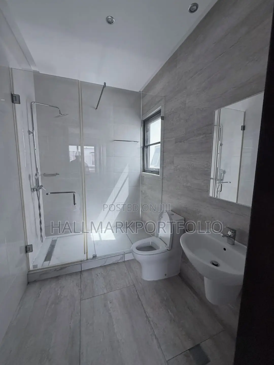4bdrm House in East Legon for rent