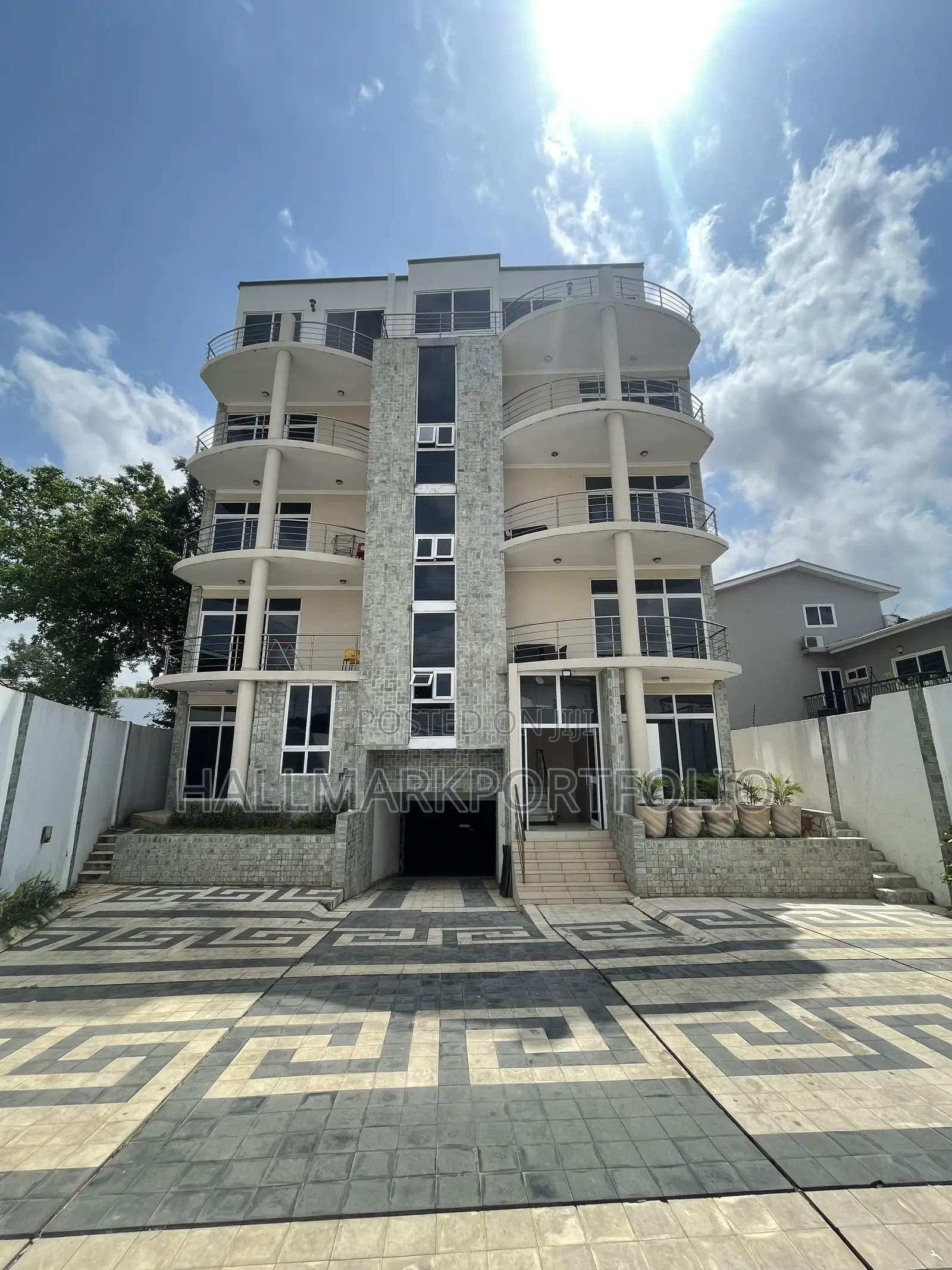 Furnished 3bdrm Apartment in East Legon for rent