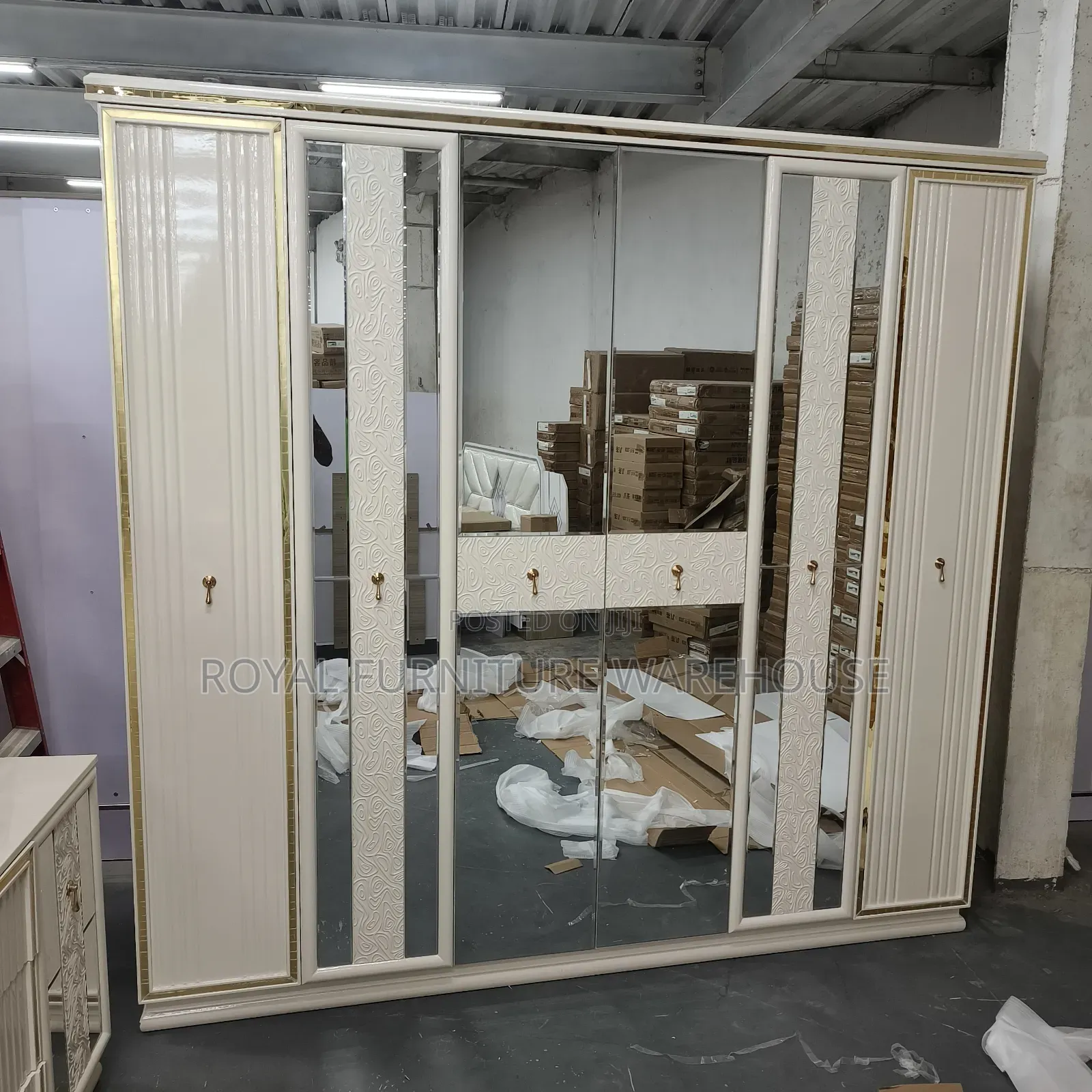 Executive Bedroom Bedset