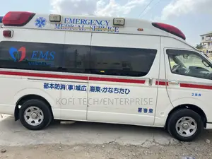 Toyota HiAce 2010