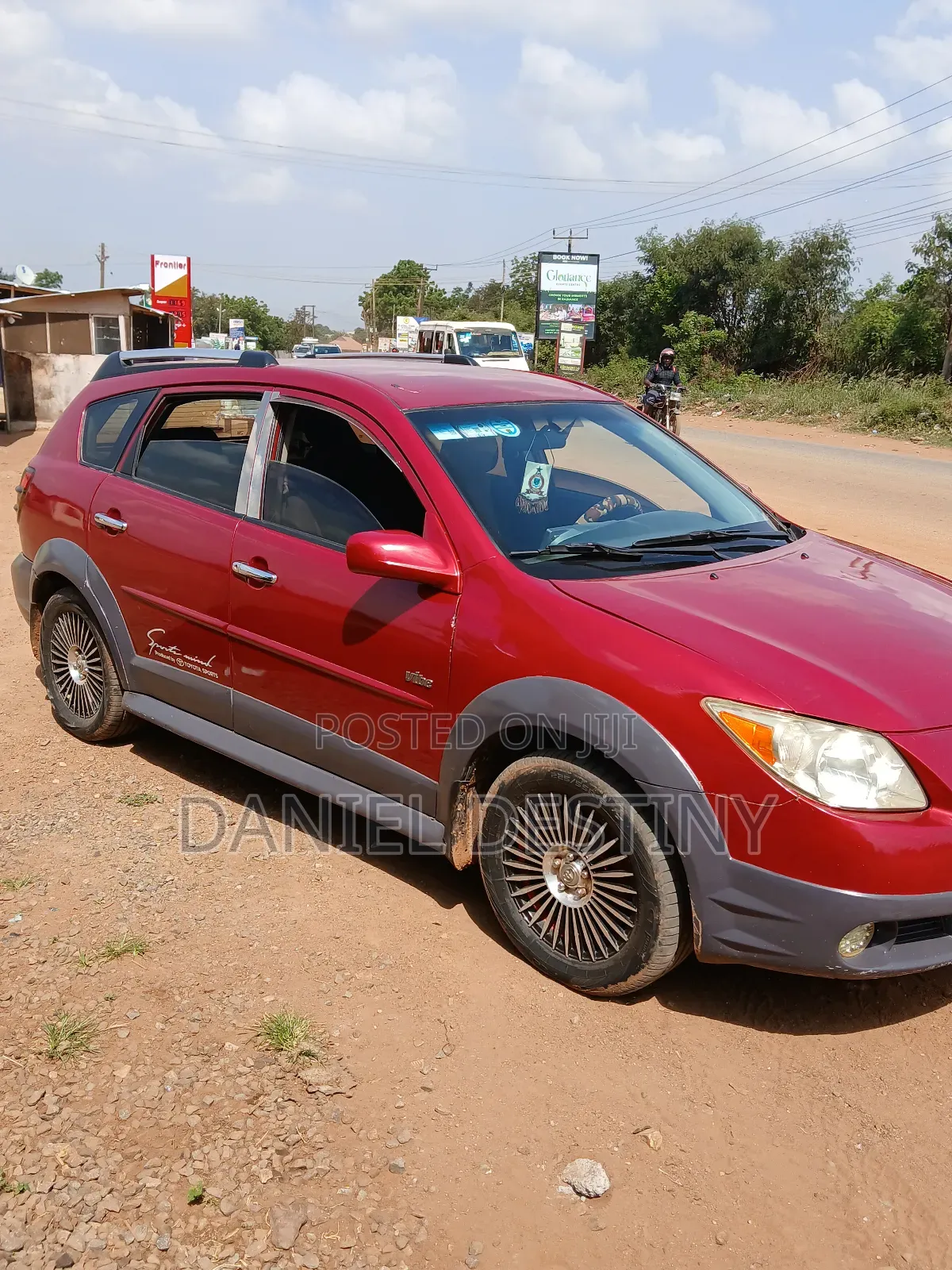 Pontiac Vibe AWD 2006 Red