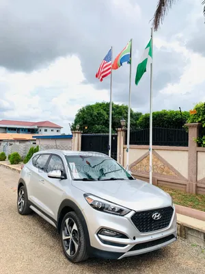 Hyundai Tucson 2017 Silver