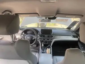 Honda Accord Sport (1.5L 4cyl Turbo 6M) 2019 Gray