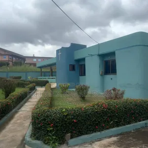 5bdrm House in Brother K Estate, Kumasi Metropolitan for sale