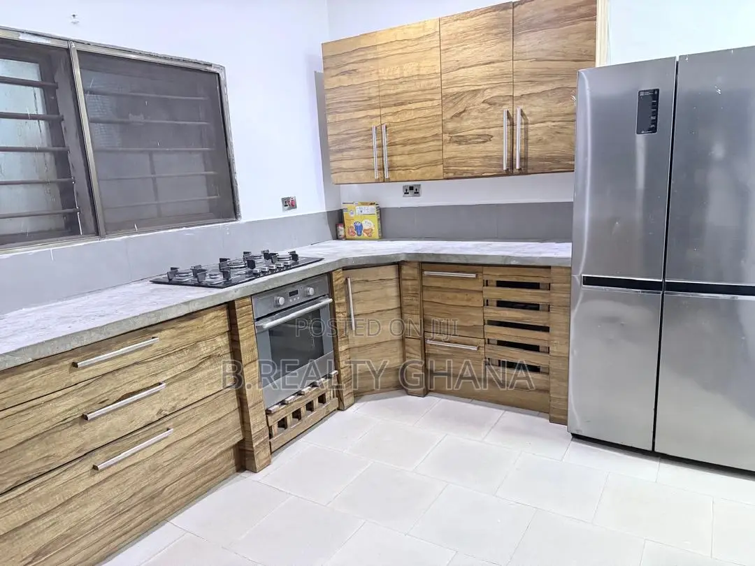 3bdrm Bungalow in Airport Residential Area for rent