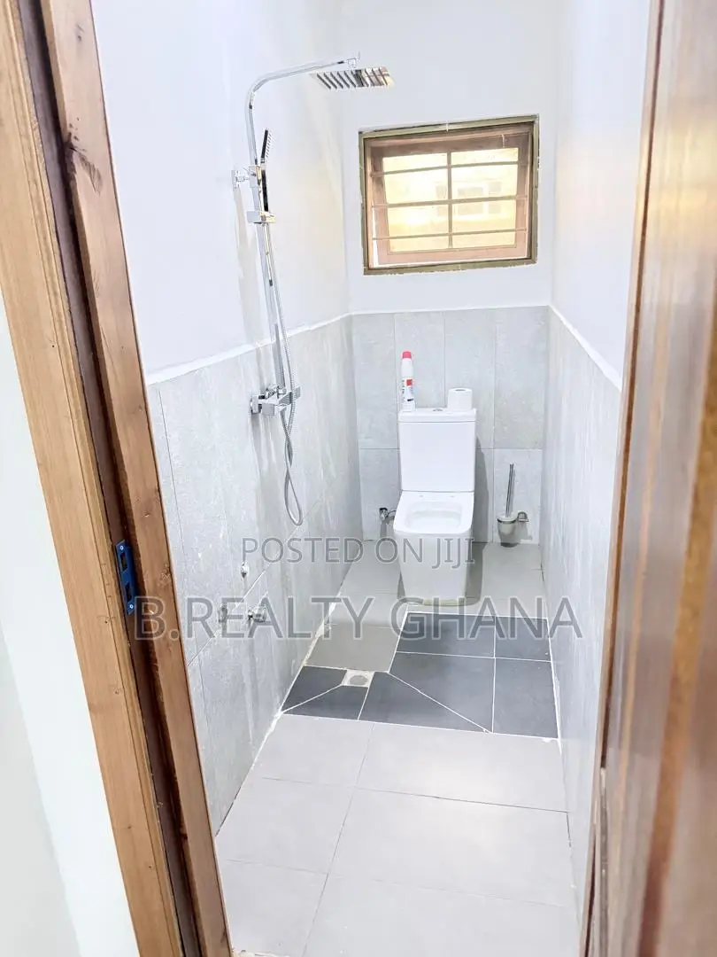 3bdrm Bungalow in Airport Residential Area for rent