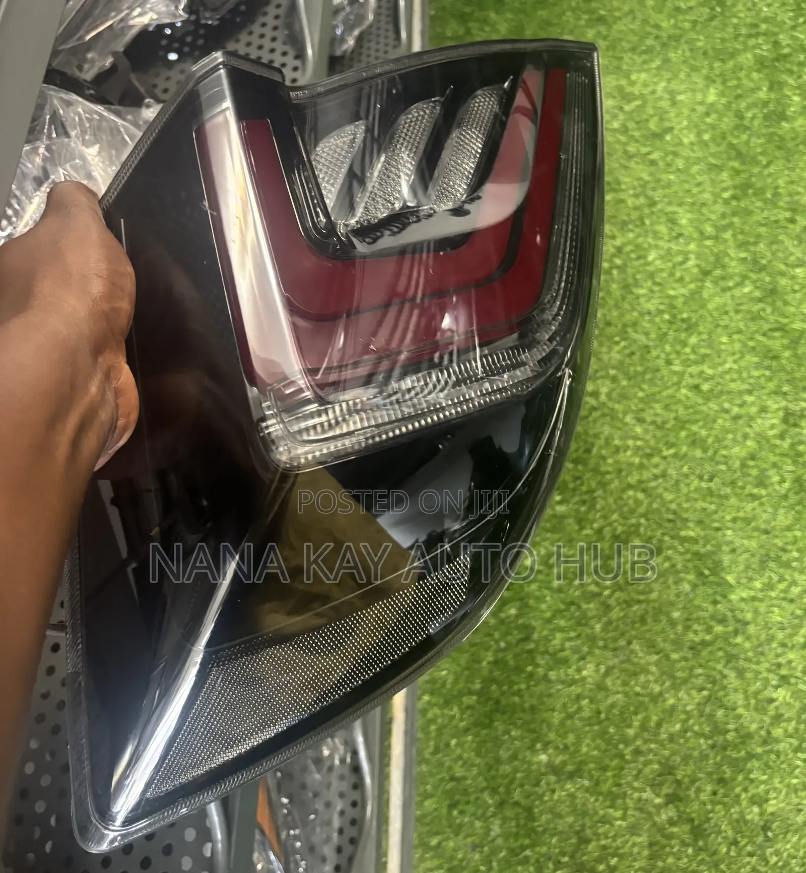 Honda Civic 2016,2017,2018,2019,2020,2021,2022 Tail Light Spec Set