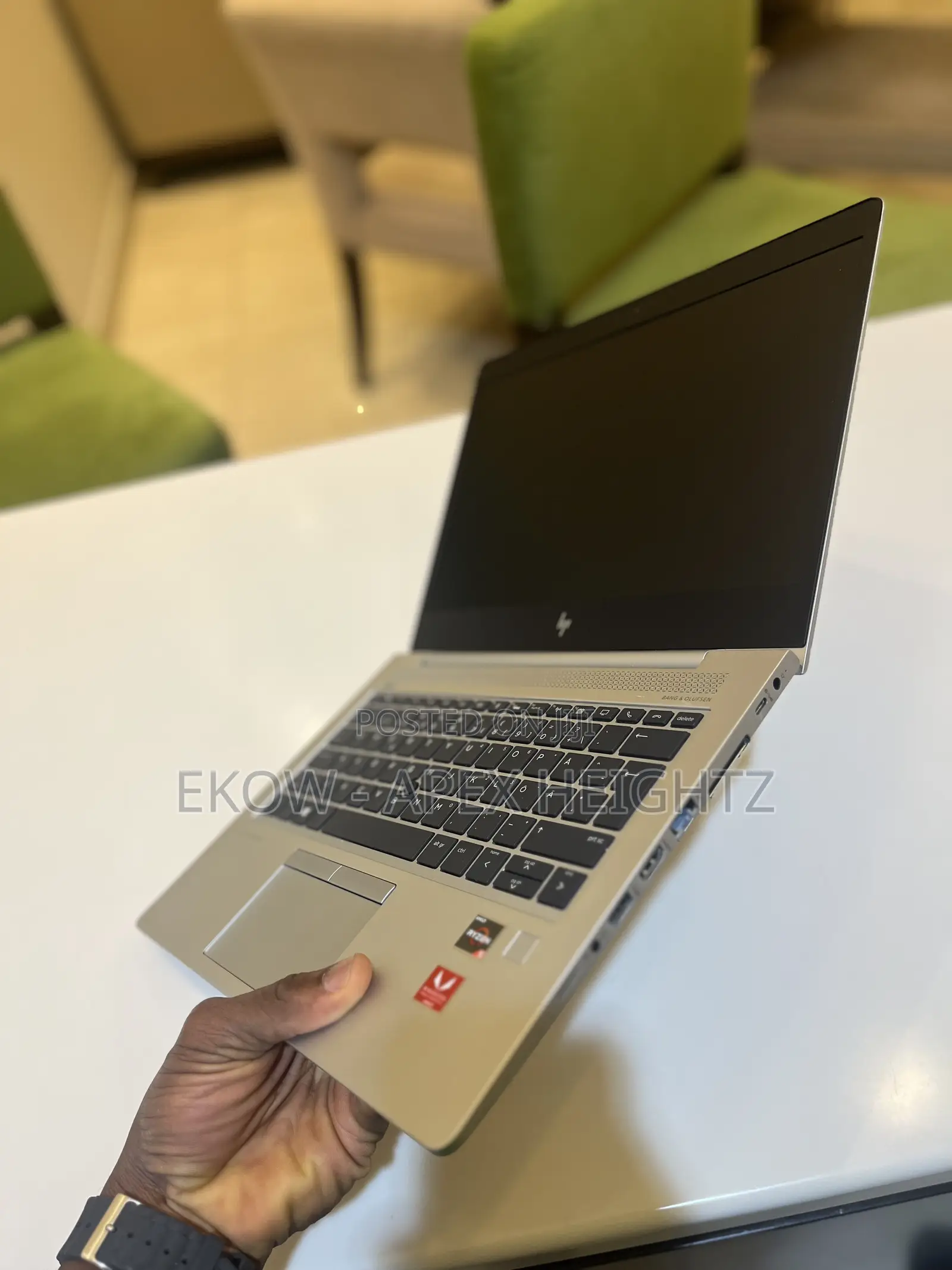 Laptop HP EliteBook 735 G6 8GB AMD Ryzen 5 SSD 256GB