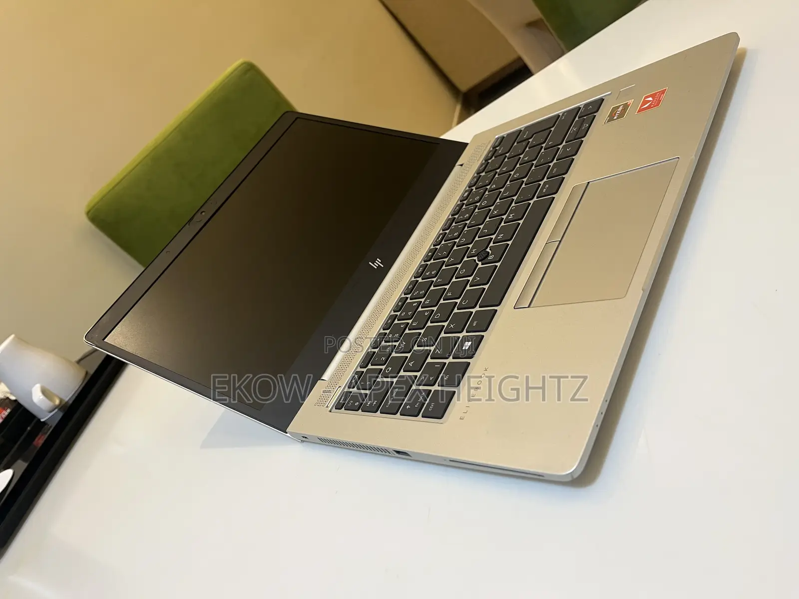 Laptop HP EliteBook 735 G6 8GB AMD Ryzen 5 SSD 256GB