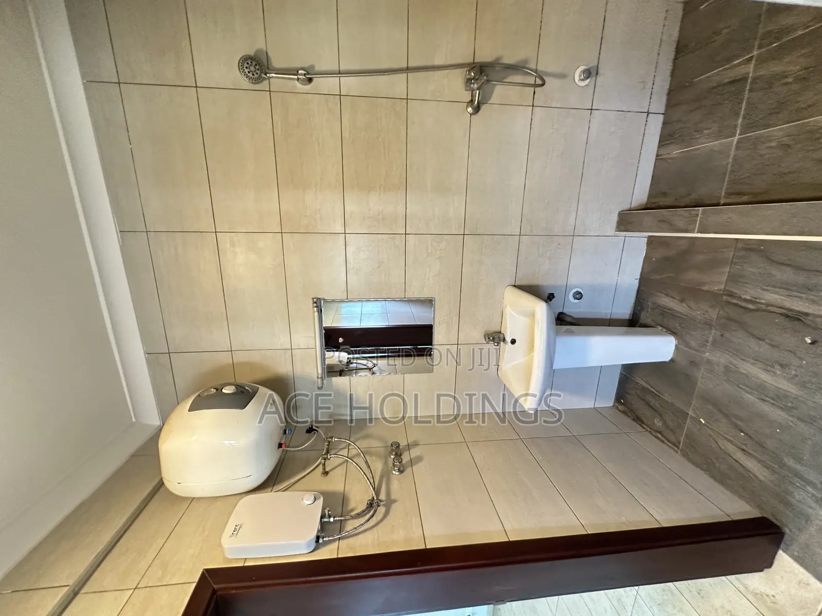 2bdrm Apartment in Nmai Dzorn for rent