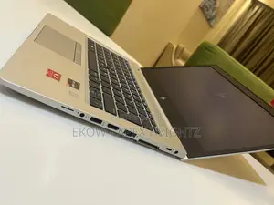 Laptop HP EliteBook 735 G6 8GB AMD Ryzen 5 SSD 256GB