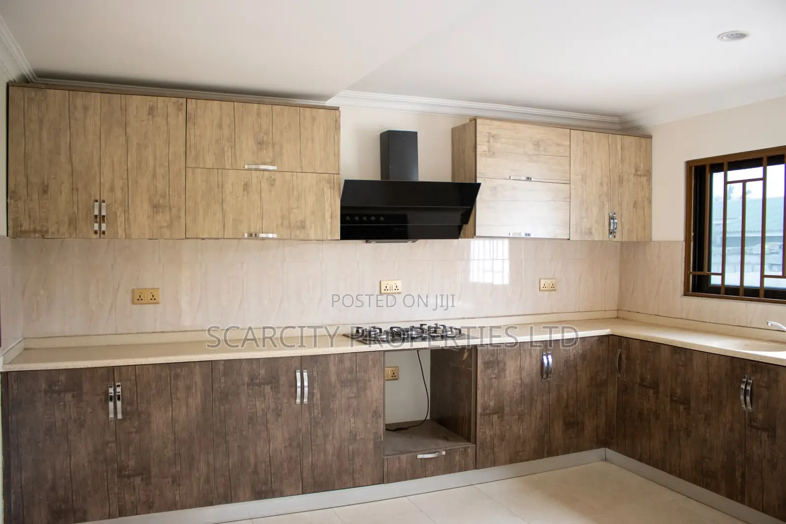 3bdrm House in Tema Metropolitan for sale