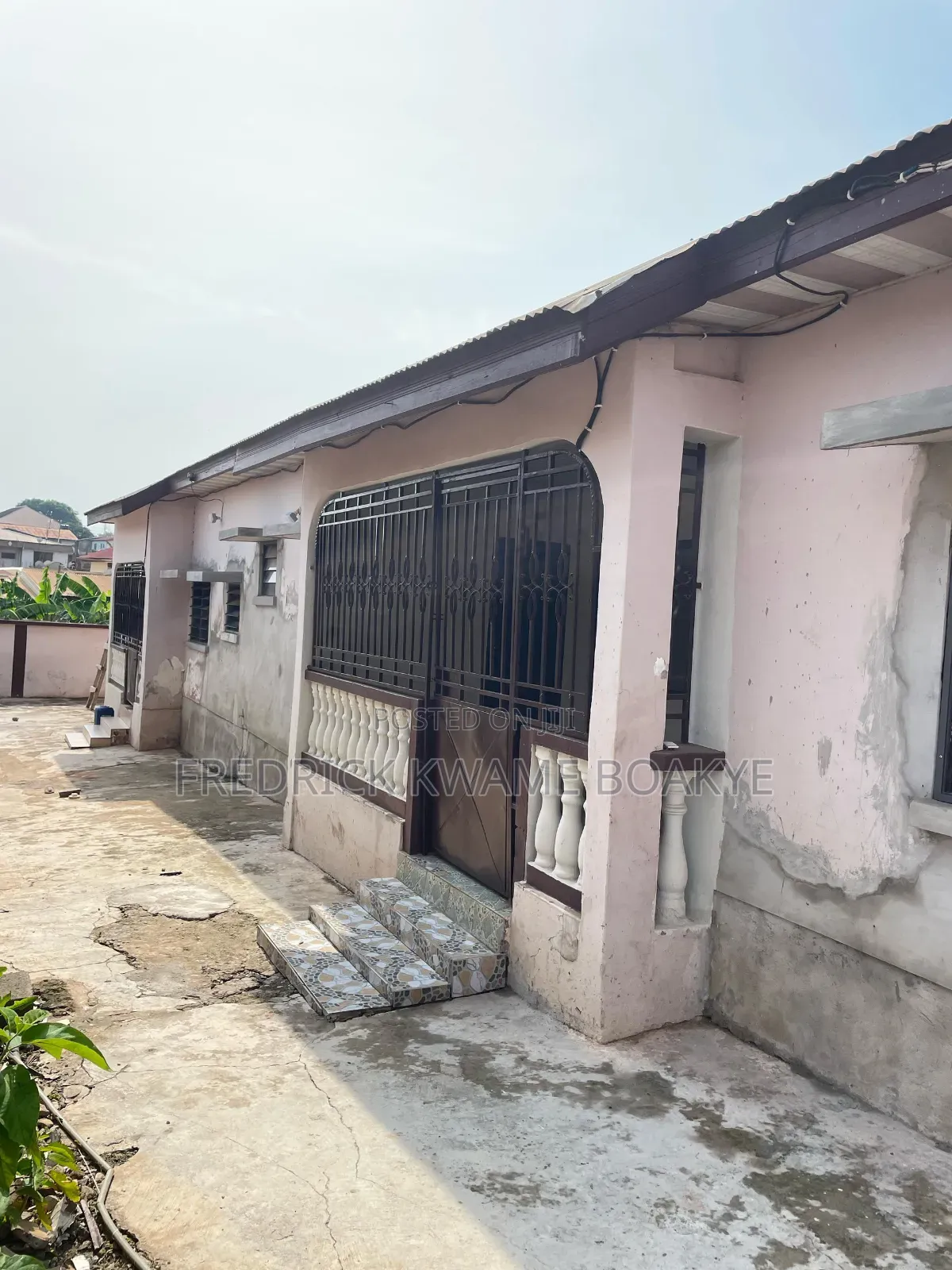 4bdrm House in Brother K Estate, Kumasi Metropolitan for sale