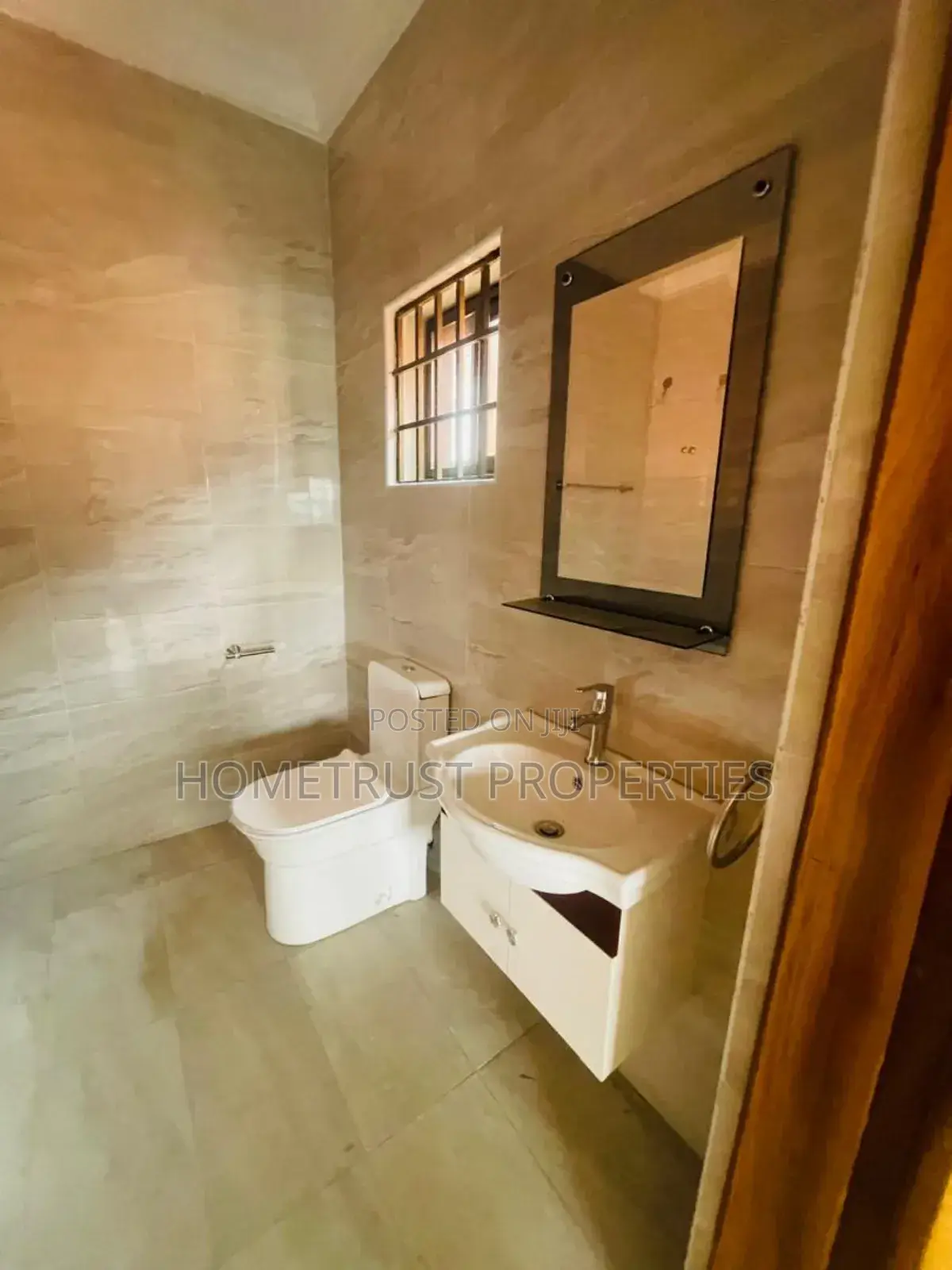 5bdrm Duplex in Hometrust Properties, Ablekuma for sale