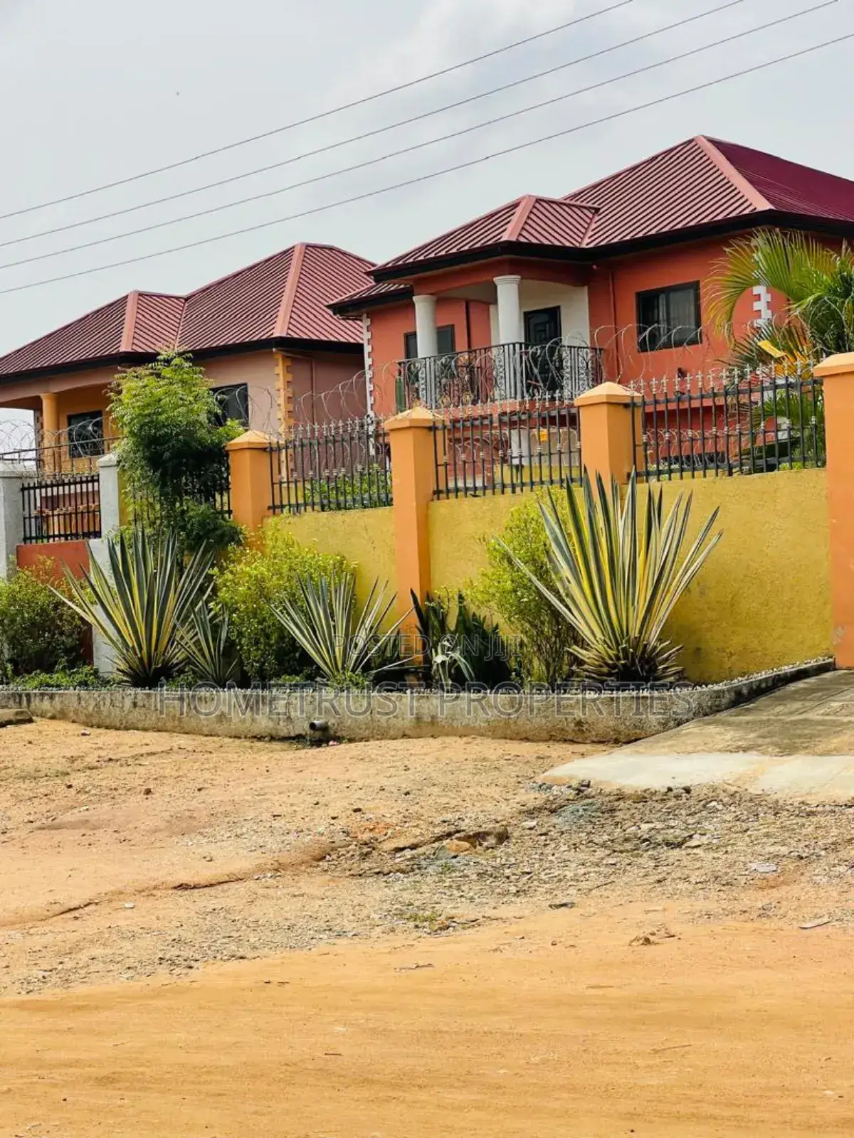 5bdrm Duplex in Hometrust Properties, Ablekuma for sale