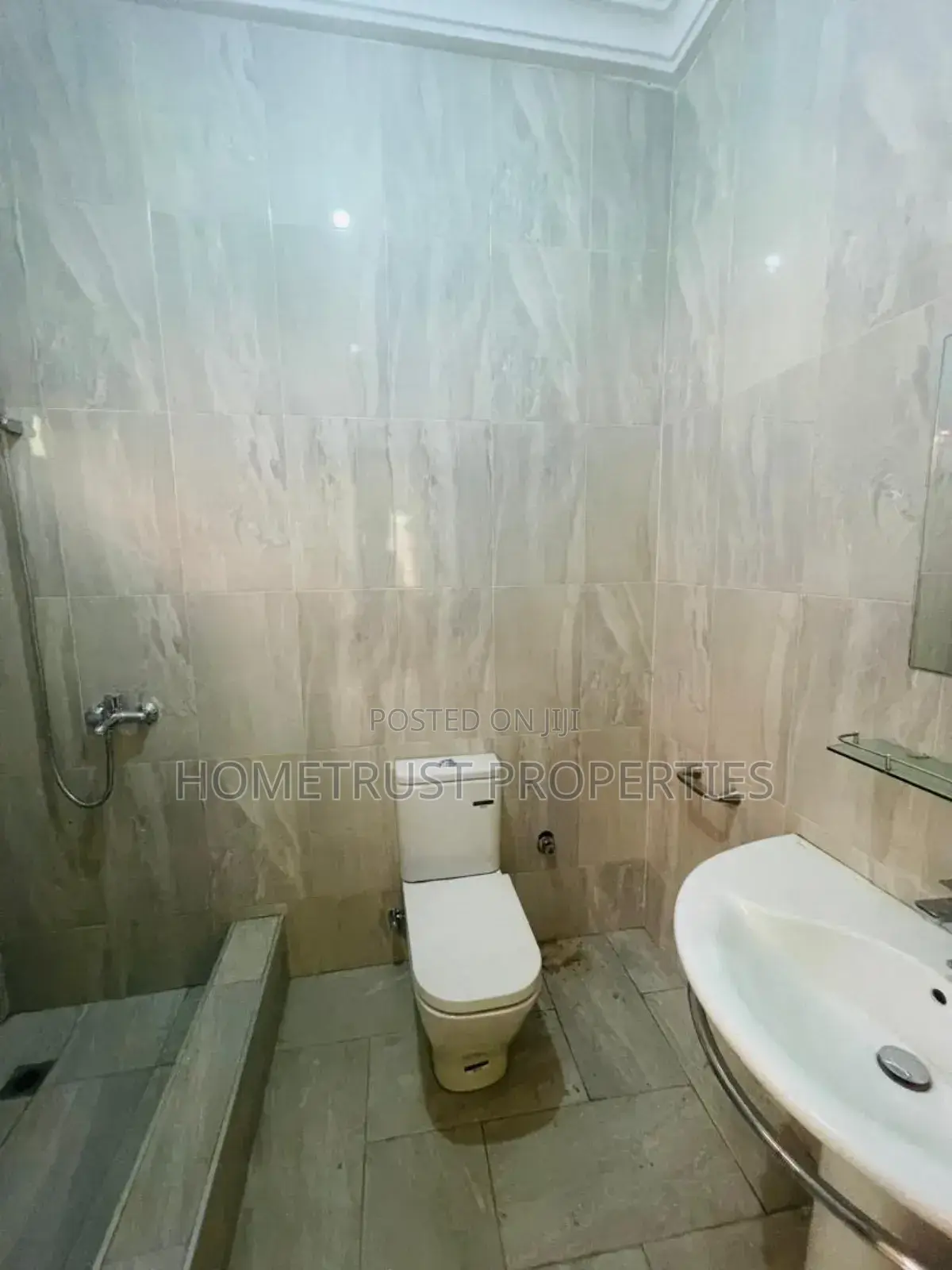 5bdrm Duplex in Hometrust Properties, Ablekuma for sale