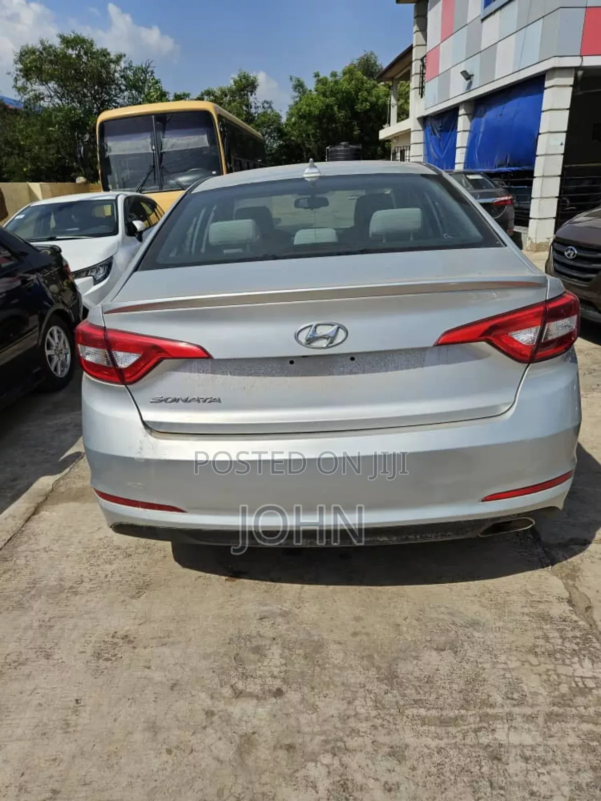 Hyundai Sonata Base Sedan FWD (2.4L 4cyl 6A) 2016 Silver