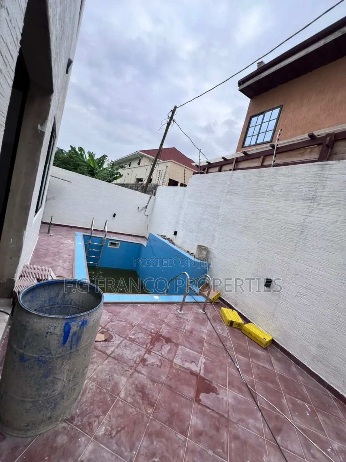 5bdrm House in Kg Franco Properties, East Legon for sale