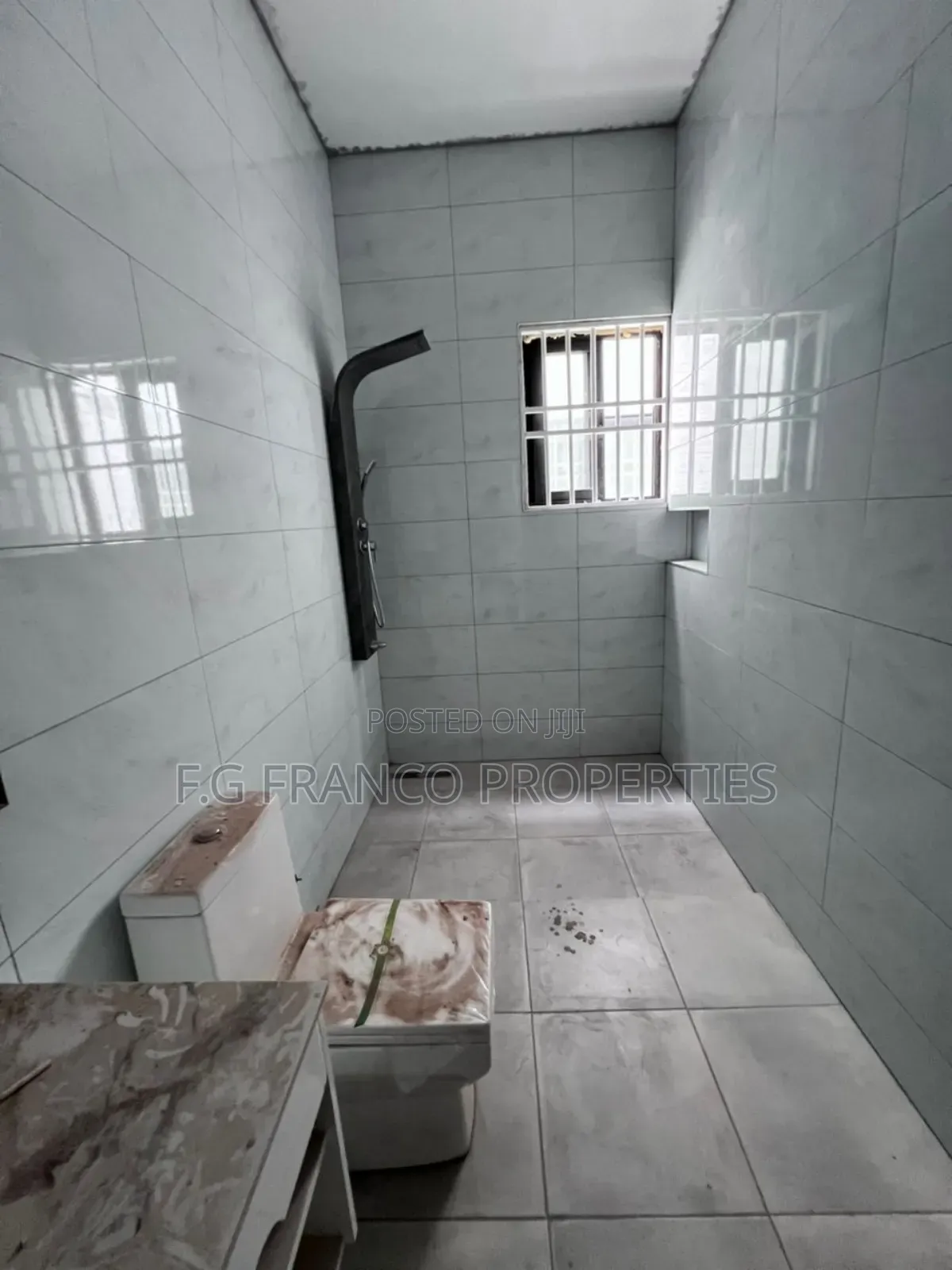 5bdrm House in Kg Franco Properties, East Legon for sale