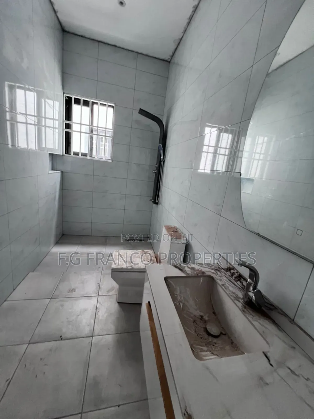 5bdrm House in Kg Franco Properties, East Legon for sale
